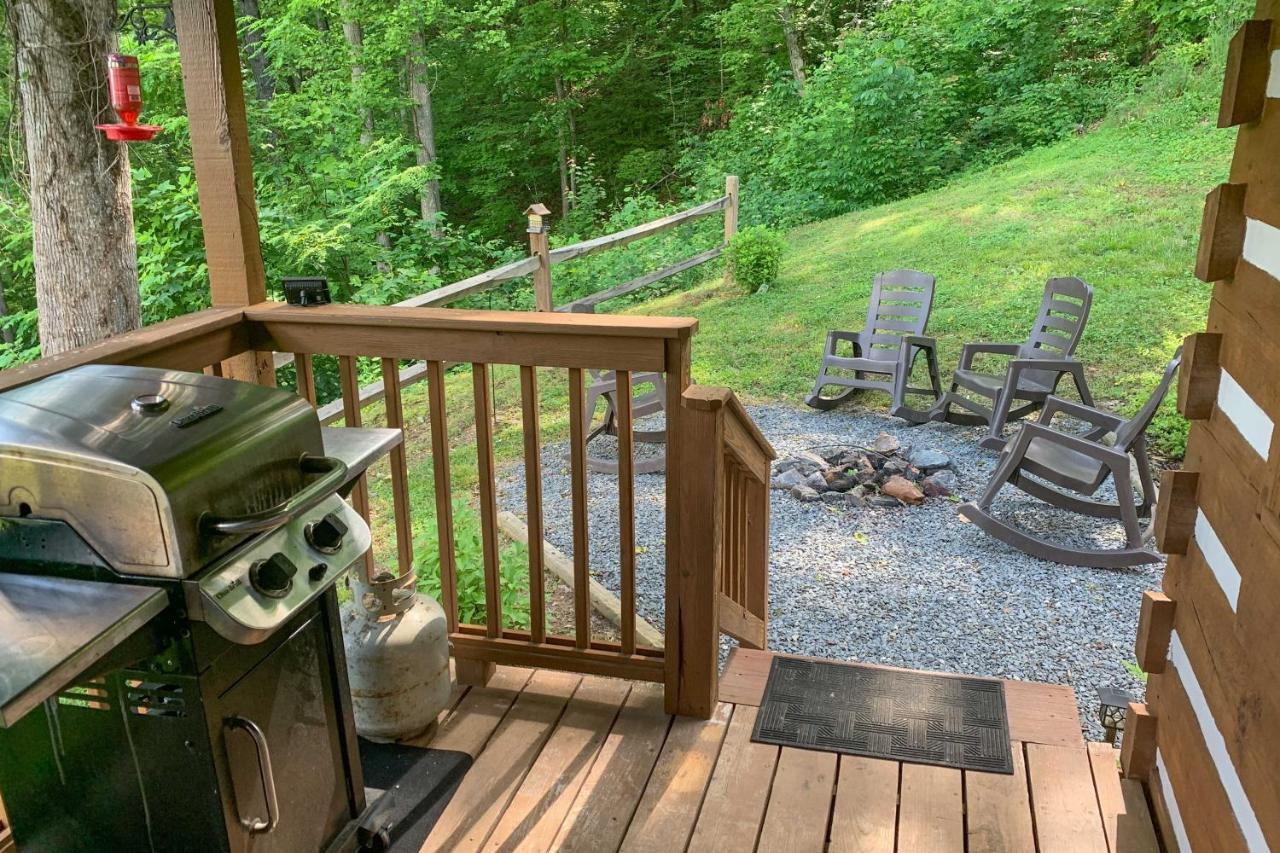 Cozy Cabin With Hot Tub And Smoky Mountain Views! Villa Bryson City Exteriör bild