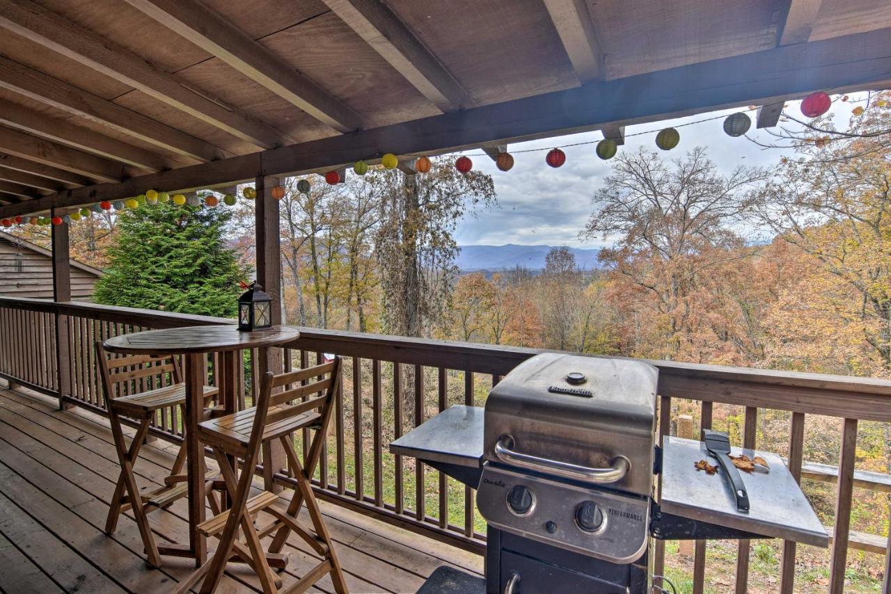 Cozy Cabin With Hot Tub And Smoky Mountain Views! Villa Bryson City Exteriör bild