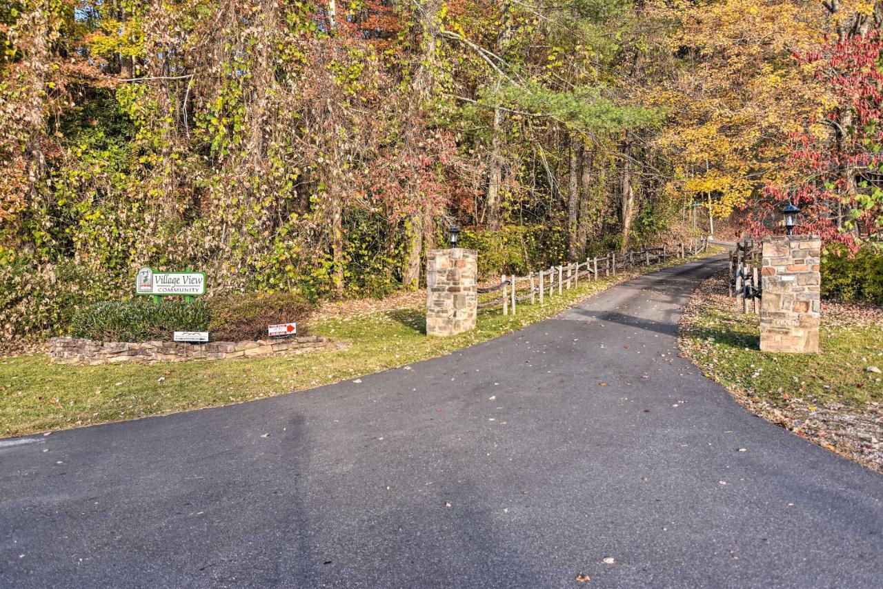 Cozy Cabin With Hot Tub And Smoky Mountain Views! Villa Bryson City Exteriör bild